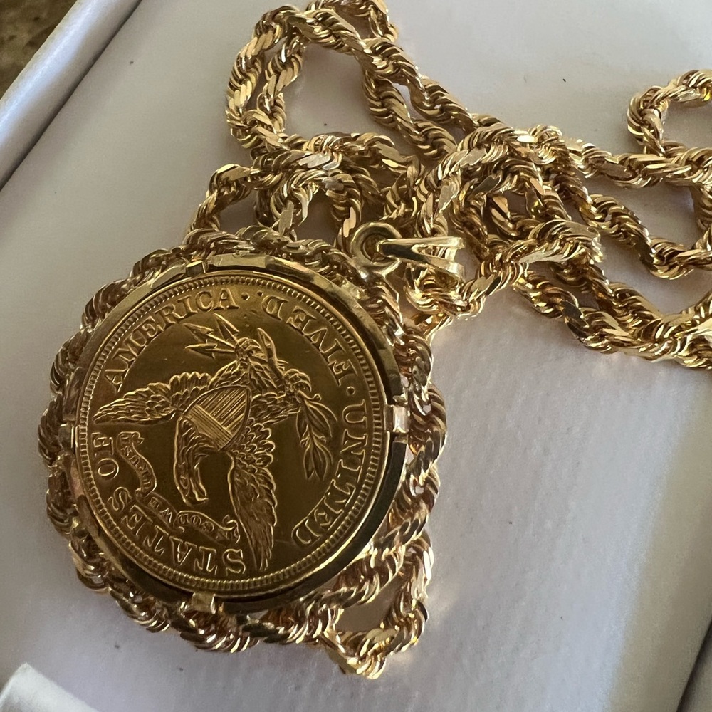 COPY - US  Susan B Anthony Dollar gold necklace 14K new - Picture 3 of 9